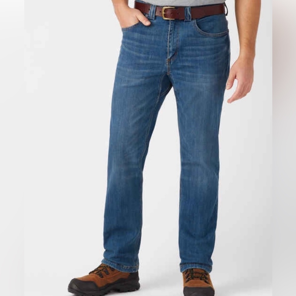 Duluth Trading Co. Flex Ballroom Jeans Men’s size 32×32 trim fit medium wash EUC